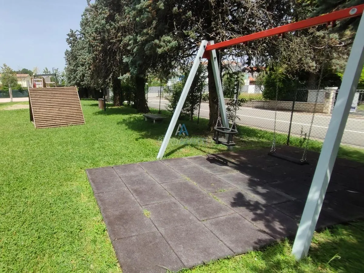 Apartment Scylla Apt - 100 Metri Dal Lago Di Garda Sirmione